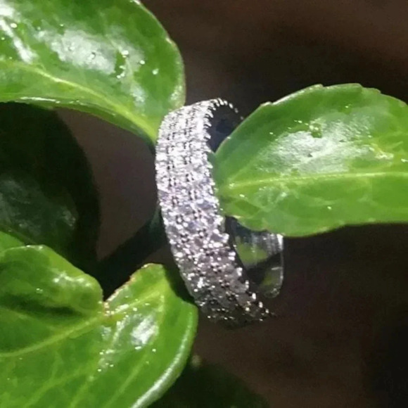 S925 Sterling Silver Diamond Eternity Ring Band - Picture 4 of 7